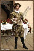 English 
        costume - Wams and trousers. <br>
        Little soft ruffs and cuffs.